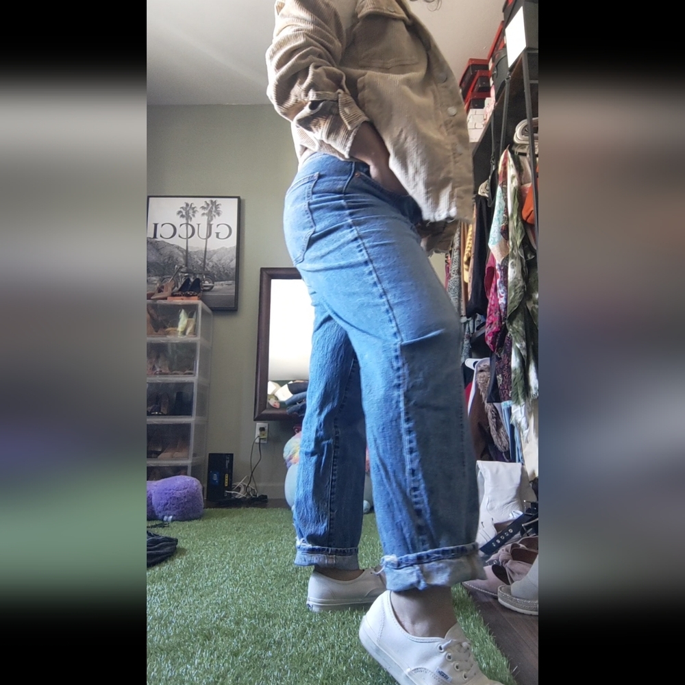 Universal Thread Straight Leg Blue Jeans